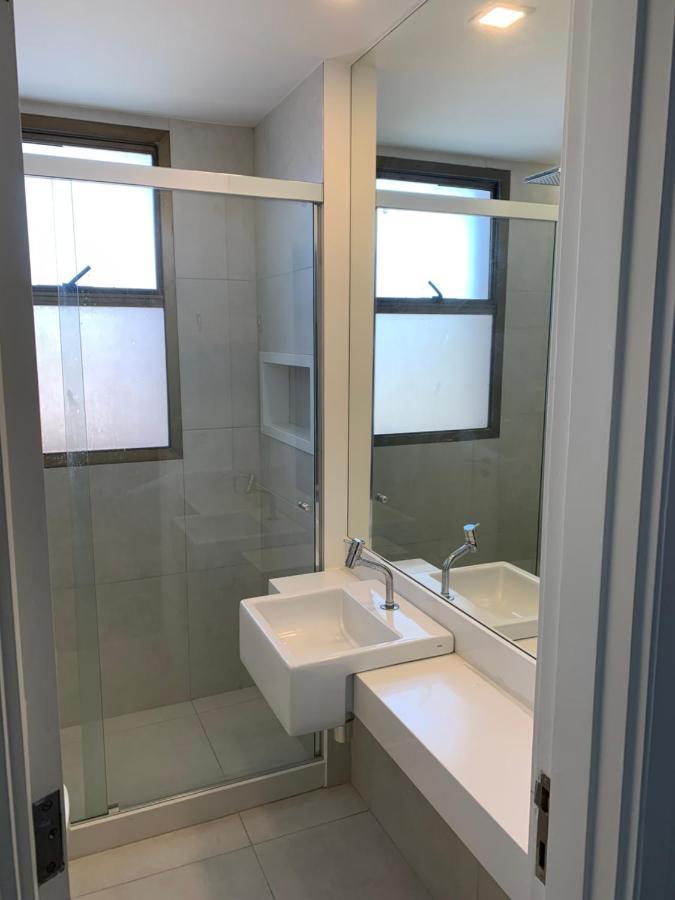 Apartamento Flat Com 65 Metros; Sala; Duas Suítes; Cozinha Recém-reformado Río de Janeiro